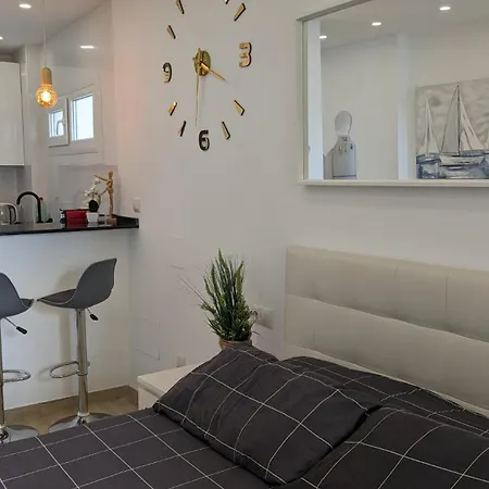 Comfortable Studio In Marbella With Sea Views Buitenkant foto
