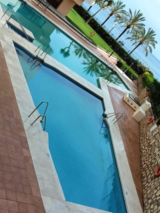 Comfortable In With Sea Views *