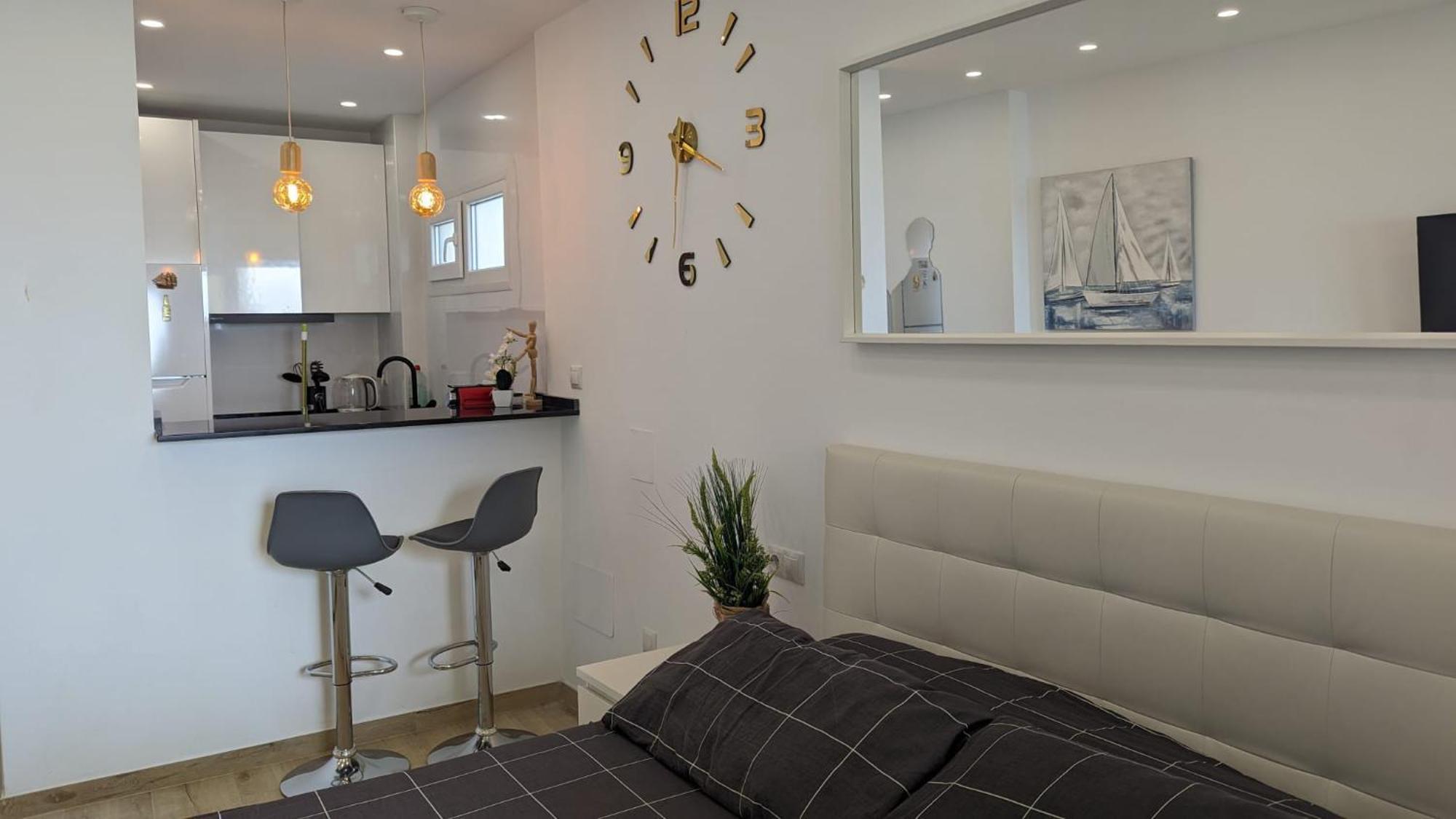 Apartment Comfortable In With Sea Views